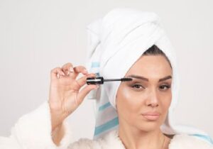 10 مدل بهترین مارک ژل ابرو + انتخاب بهترین ژل ابرو