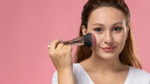 چطور با دو محصول آرایش 5 دقیقه‌ای انجام دهیم