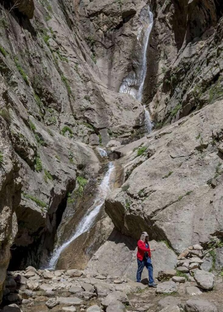 تصاویری از جاری شدن آبشار تافه