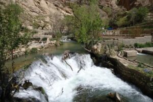 روستای شالان، با آب و هوای خنک و دلپذیر