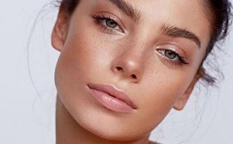 آموزش حرفه‌ ای آرایش نود دخترانه