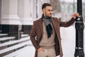 چطور پالتوی مردانه را با استایل روزمره ست کنیم