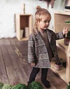 مدل پالتو دخترانه بچه گانه با طراحی فانتزی؛ انتخابی محبوب برای کودکان