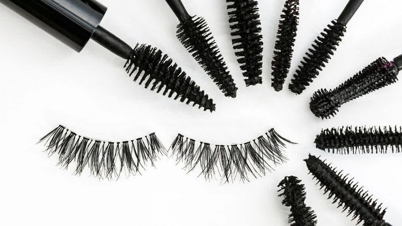 معرفی بهترین ریمل‌ پرپشت کننده و حجم دهنده برای مژه جذاب